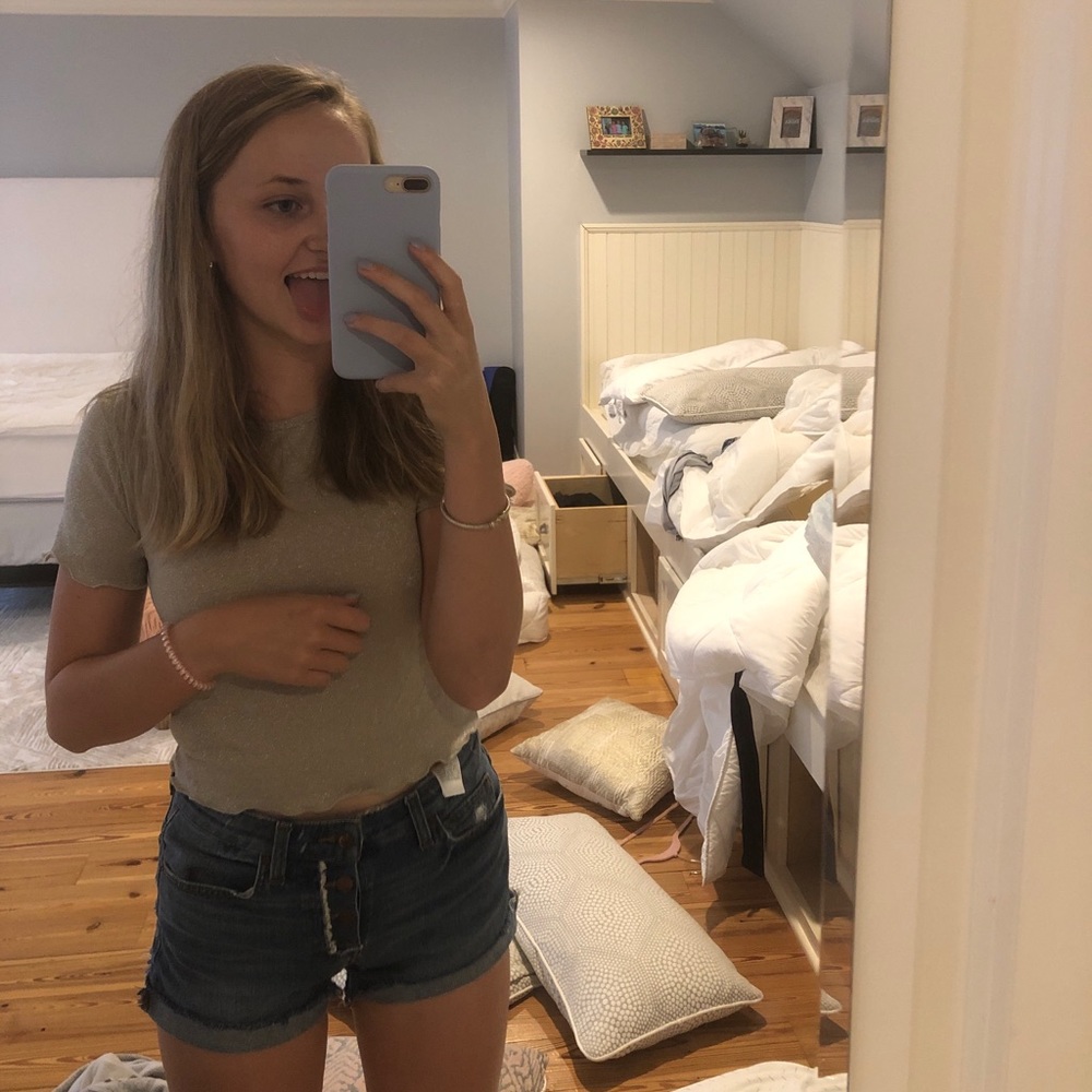 UO SHIRT